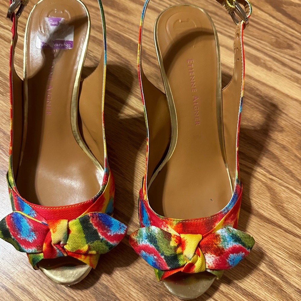 Multi color summer colors heels - perfect condition - worn once -open toe